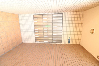 【エントランス】