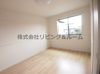 【洋室】 | グランドソレイユＢ