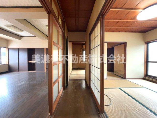 ５８５６６　羽島郡笠松町田代中古戸建ての内装