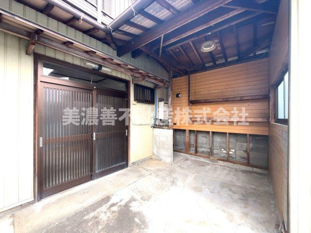 ５８５６６　羽島郡笠松町田代中古戸建ての外観