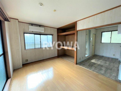 【洋室】 | 第２大室マンション | 【洋室】
掲載の写真は退去前の写真となります。