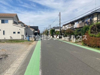 【前面道路含む現地写真】