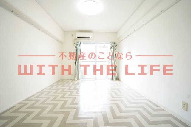 サンヒルズ荘島【キャッシュバック対象】の洋室|コンパクトで使いやすい洋室です