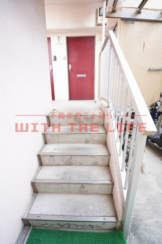 サンヒルズ荘島【キャッシュバック対象】のロビー|落ち着いたロビーです