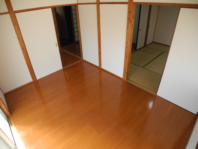 北アパートの内装