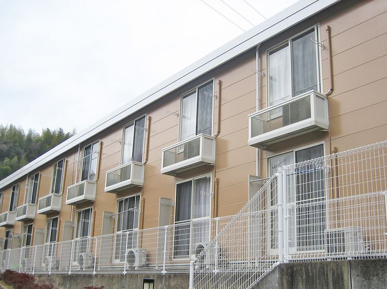 レオパレスマンダリン　Ｍ＆Ｔのバルコニー