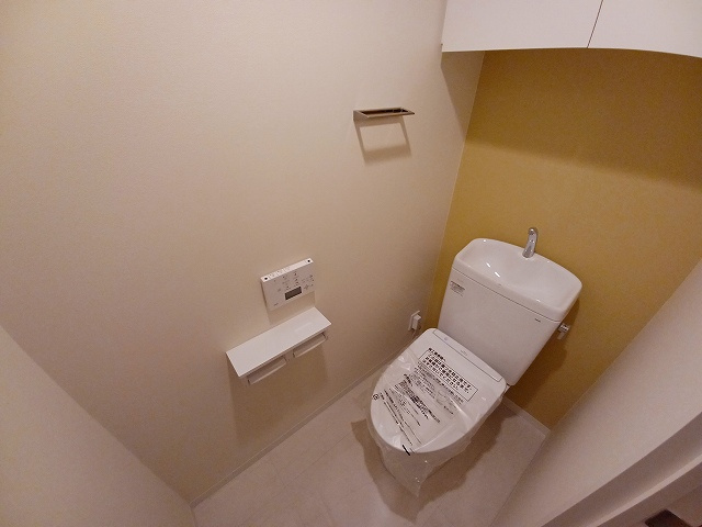Ｋｅｙｓｔｏｎｅ　ｏｎｅのトイレ|室内の写真は同じ間取り・デザインの階違いの部屋の写真です。（1103号）
