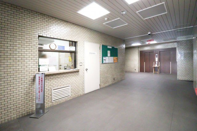 ダイアパレス鶴見第２　（鶴見区鶴見中央3丁目）のエントランス|清潔なエントランスです