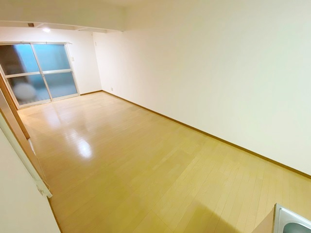 【洋室】 | 日の出貸家