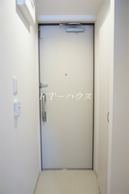 リブリ・ネオフラッツの玄関