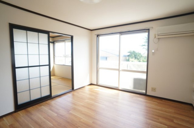 【居間・リビング】 | ヴィラ・エトワールＡ