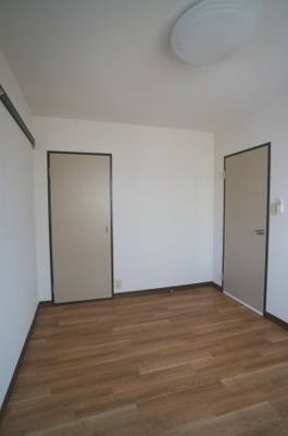 【洋室】 | ヴィラ・エトワールＡ