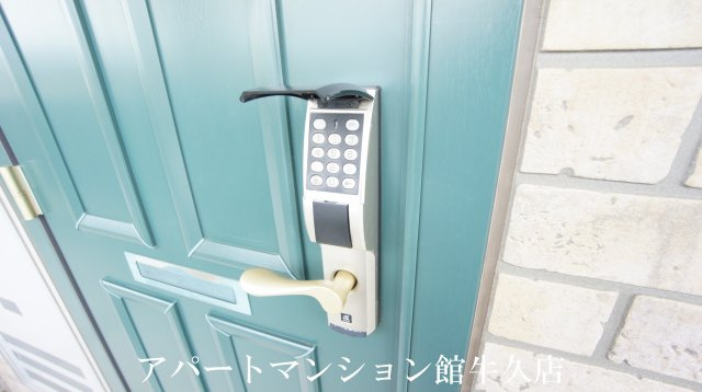 グランドセントレア888　Aの玄関