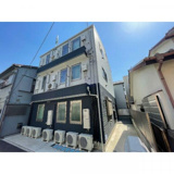 ステラ平井の画像