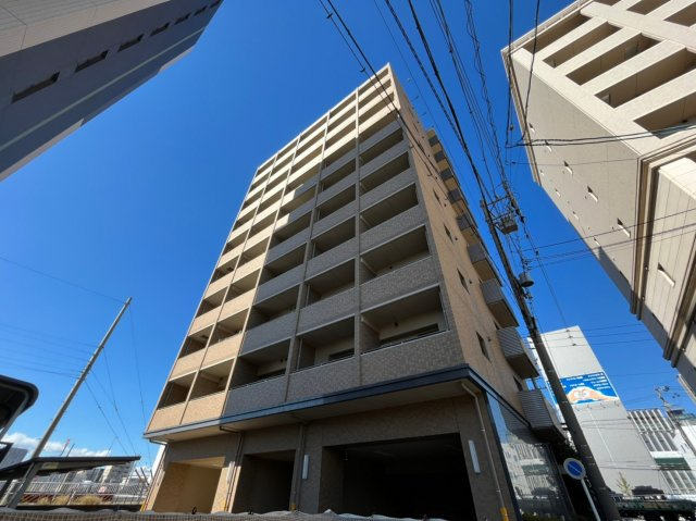 ラヴィール名駅南