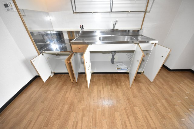 ハイシュタイン堀江