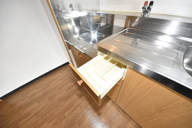 ハイシュタイン堀江