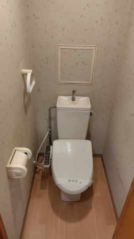 【トイレ】 | プレジールワタナベ