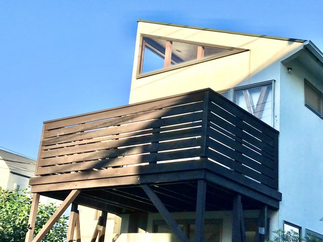 材木座 海を愉しむリゾート感あふれる戸建のバルコニー