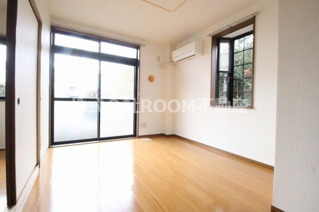 セゾン・シティの居間・リビング