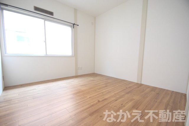 【寝室】 | 落ち着いて過ごせるお部屋なので、寝室にいかがでしょうか