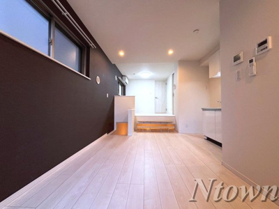 【内装】 | エスポワール中村 | 内装は落ち着いています