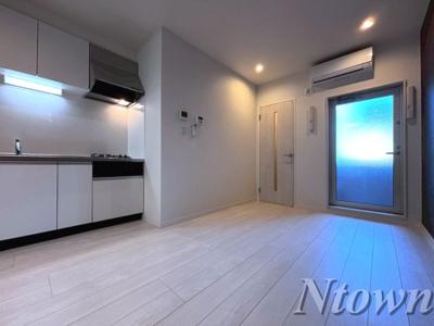 【居間・リビング】 | エスポワール中村 | ゆったりとした居間です