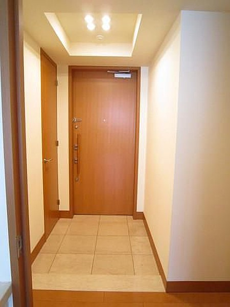 千代田区神田神保町１丁目の賃貸マンション