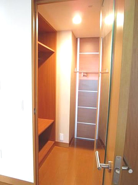 千代田区神田神保町１丁目の賃貸マンション