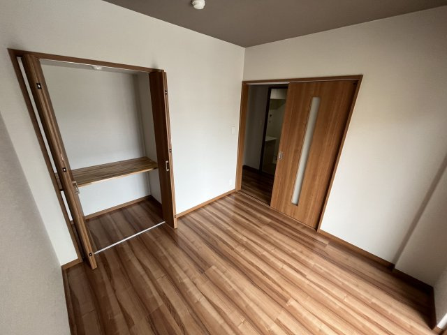 【寝室】 | 第35川崎ビル | 落ち着いた色調の寝室です