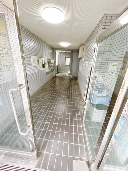 【エントランス】 | イーストサイド吹田