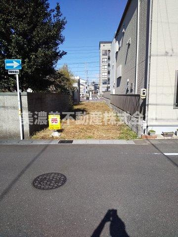 ５９７８５　岐阜市加納新本町土地