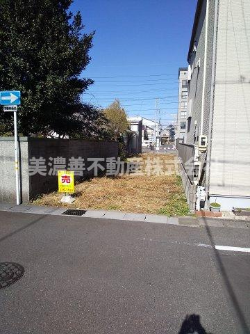 ５９７８５　岐阜市加納新本町土地の外観