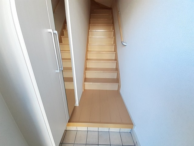 ☆姿見付きシューズボックスが付いてます☆