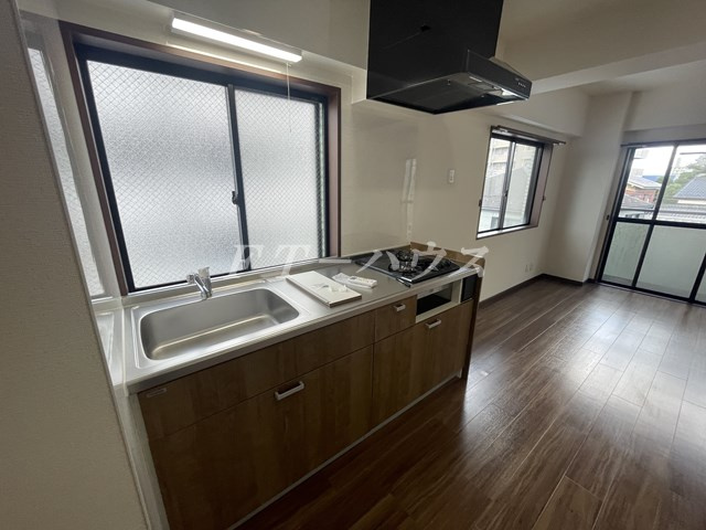 船橋市薬円台５丁目の賃貸マンションのキッチン