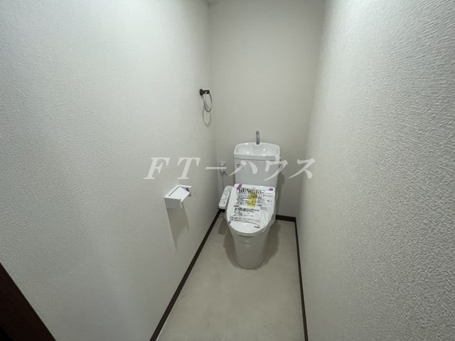 船橋市薬円台５丁目の賃貸マンションのトイレ