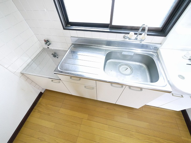 ウイングマンションのキッチン|キッチンでお料理をお楽しみください