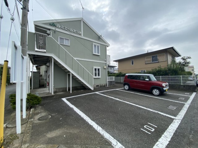 【駐車場】 | ルミエールさつき