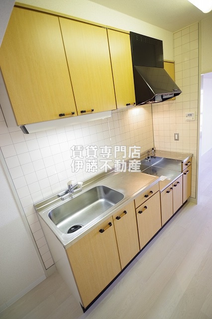 アーバンドエル庄内通のキッチン