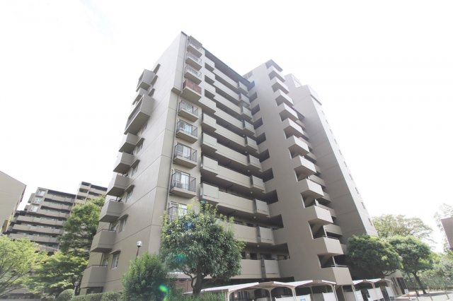 豊中市上新田１丁目の中古マンションの外観