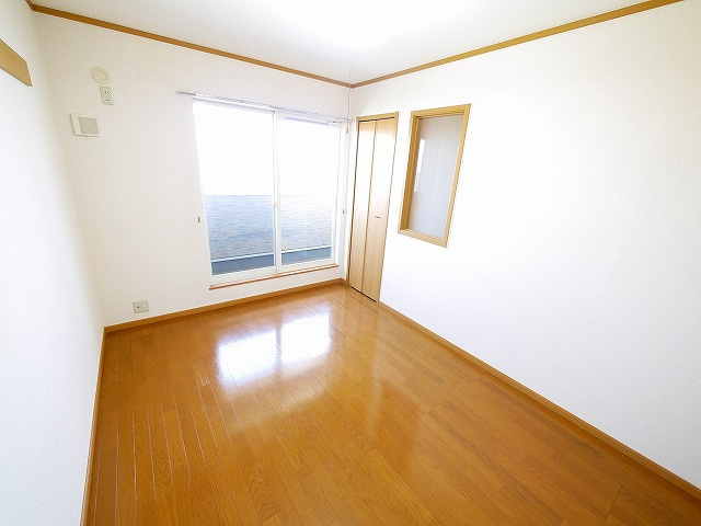 イーストアルカディアの内装|個人の部屋や寝室として使える洋室です