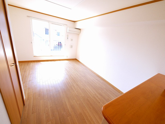 イーストアルカディアの居間・リビング|使いやすい居間です