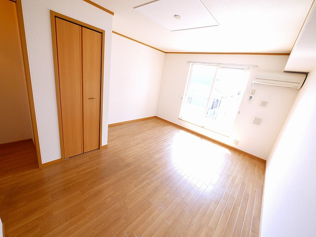 イーストアルカディアの洋室|コンパクトで使いやすい洋室です