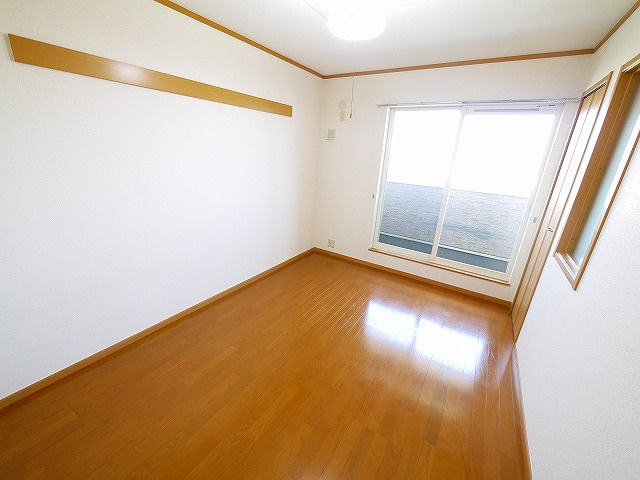 イーストアルカディアの寝室|広くて明るい寝室