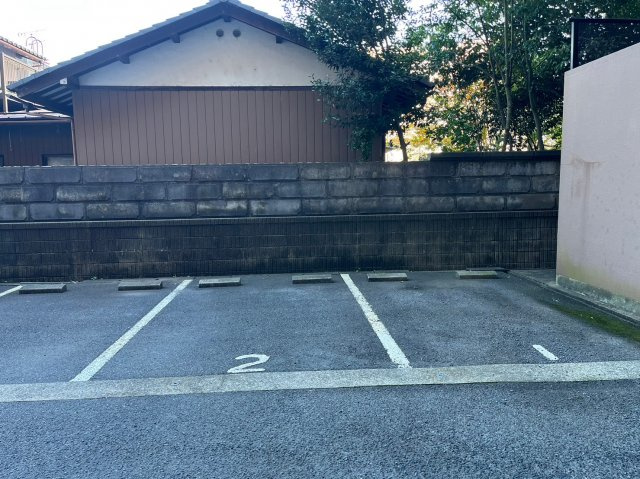 信開ベルシー文京南の駐車場