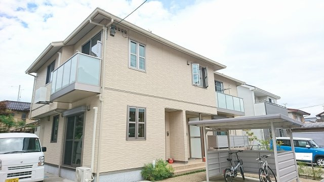 シャーメゾンTOMOの外観|全3室のアパートです