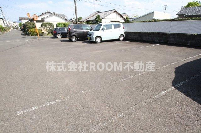 Petite　grangeの駐車場|駐車場があります