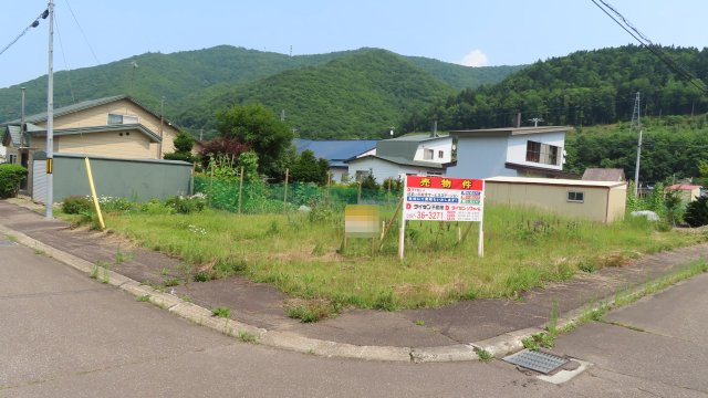 紋別郡遠軽町丸瀬布新町２３７番　売地