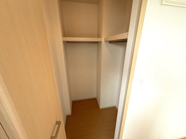 サニーヒルＢの収納|ウォークインクローゼット