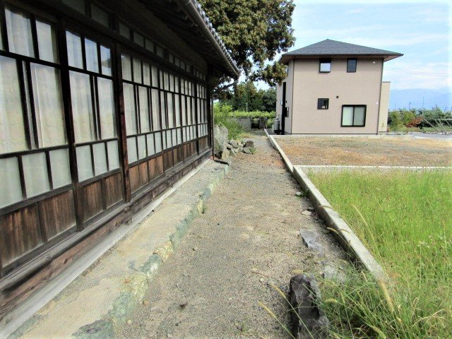 【庭】 | 中古戸建　南アルプス市小笠原 | お庭が付いています！